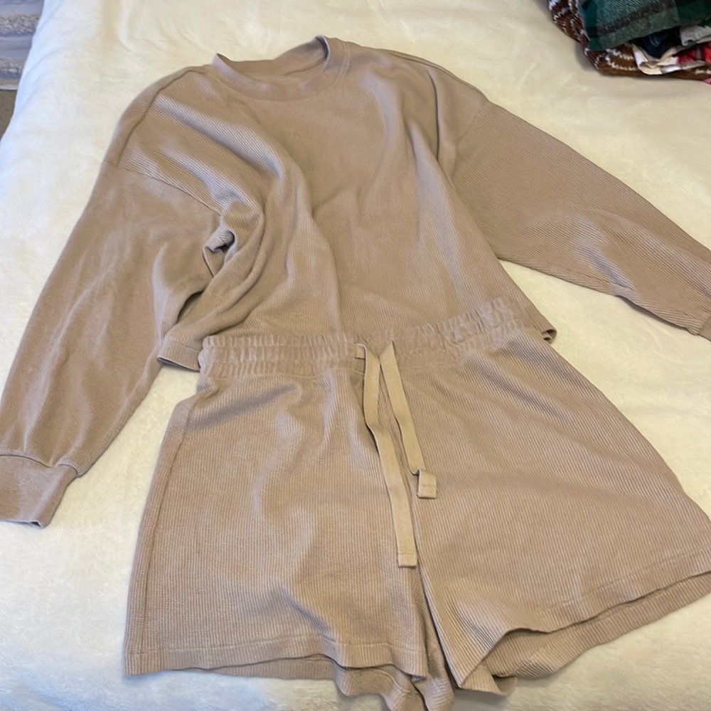 H and M lounge set.